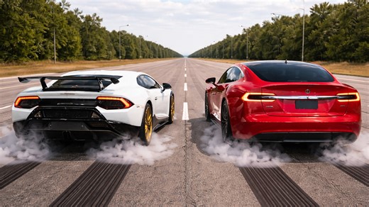 Tesla Model S P100D Ludicrous vs Lamborghini Huracan Performante drag race