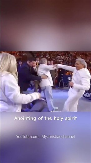 Anointing of the holy spirit benny hinn #bennyhinn #anointing #robertkayanjaministries