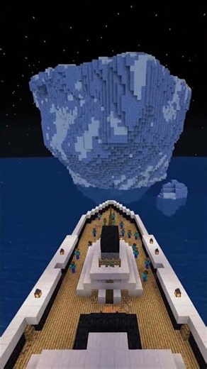 Minecraft Titanic-Inspired Ship Hits an Iceberg!