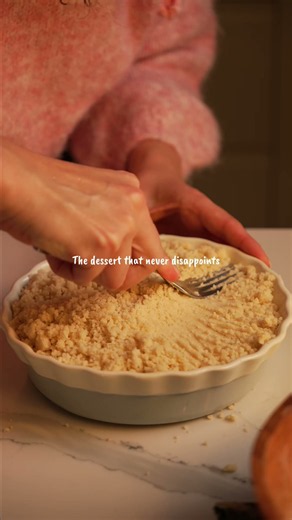 Apple Crumble Recipe | Easy British Dessert #recipe