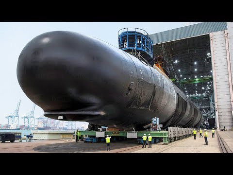 How US Navy Rolling Out Brand New $11 Billions Nuclear Submarine From Shipyard