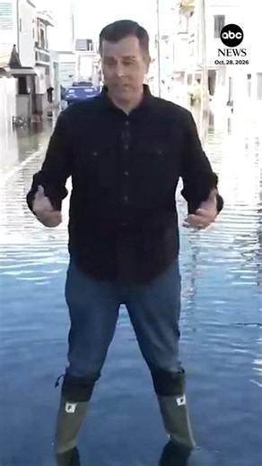 Floodwaters damaged homes and garages near Huntington Beach, leaving residents bailing out water. More flooding is possible as tides rise again around Thanksgiving and Christmas. ABC News' Alex Stone reports. https://t.co/e1M7aSLBDP