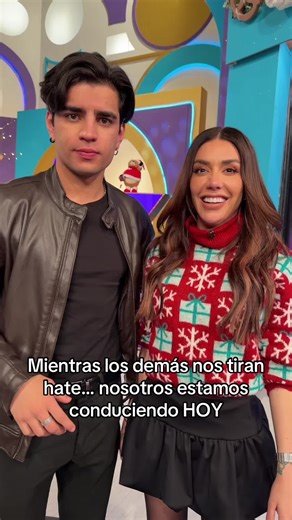 Lo más de lo más, conduciendo el programa más exitoso de las mañanas 🤭🔥 @Aaron Mercury @Karime Pindter #ALC