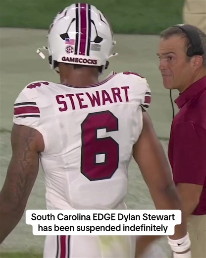 Breaking: Shane Beamer has announced that star #SouthCarolina EDGE Dylan Stewart has been suspended indefinitely.#CFB #football