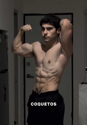 ¿Quieres unos brazos más coquetos? Aplica estos 4 ejercicios en tu próxima rutina⚡️#fitness #gym #ejercicio