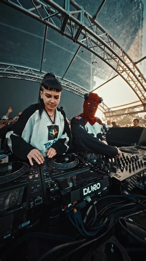 Duro Duro — Jaszy Techno (How to Find the Track)
