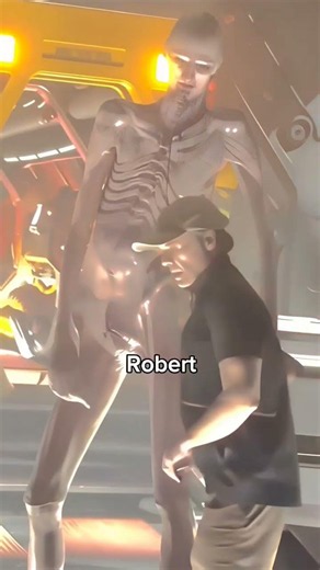 The 7'7" Actor Who Made Alien: Romulus’ Monster Terrifying 🤯