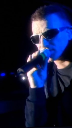 U2 - With Or Without You (live in 1997) | U2 Wolves Brasil