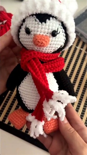 Quick, simple and adorable crochet penguin #crochetchristmas #amigurumi #amigurumicrochet