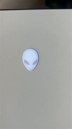 Dell Alienware https://t.co/kxLJAb01oh