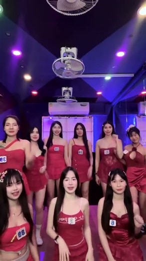 #desireonsoi6 #soi6 #pattaya #desirebar