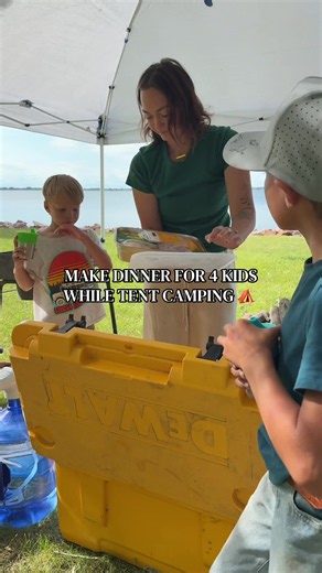 a very quick and easy dinner for our family after we set up our tent ⛺️ 🤍 #tentcamping #campingmeals #campingfood #campingwithkids #cookwithme
