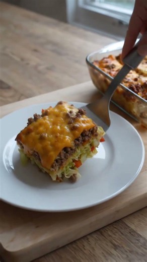 Weight Watchers Ground Beef Cabbage Stir-Fry Casserole #healthyrecipesforweightloss #wwrecipes