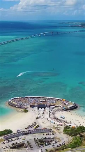 Live Concert on X: "🎤🌺 MIYAKO ISLAND ROCK FESTIVAL 2026 ◢◤ DAY 1｜10.17 SAT ◢◤ 🎸 Dragon Ash 🎸 ELLEGARDEN 🎸 HEY-SMITH 🎤 ME 🎤 CUTIE STREET 🎶 かりゆし58・木村カエラ 🎶 サンボマスター ほか 👇 ラインナップはこちら https://t.co/FFPJgxxJHz #宮ロック2026 #宮古島 #宮ロック" / X