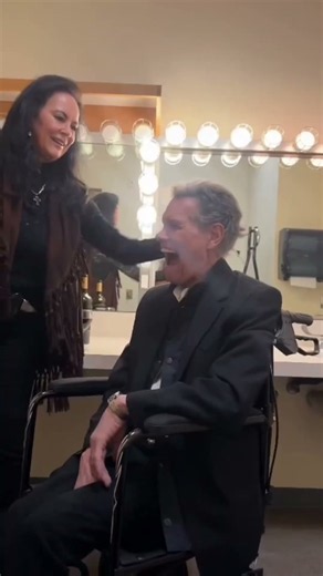 A Heartwarming Night Behind the Scenes with Randy Travis #countrymusic #singer #randytravis