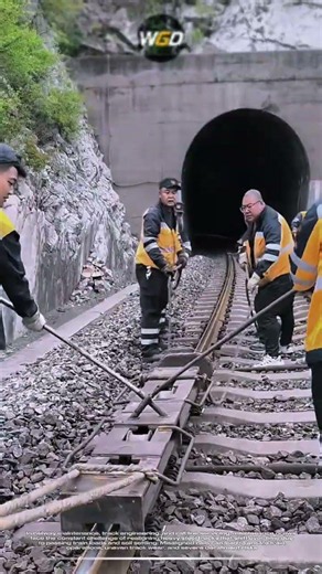 Manual railway track lining technique: Practical method to adjust heavy train track alignment