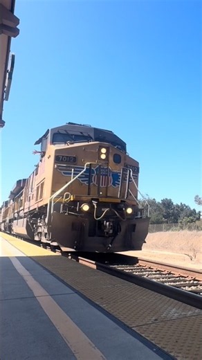 Southbound Union Pacific freight train with a very friendly crew ￼￼