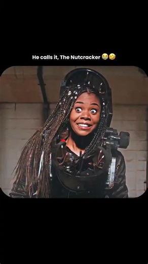 𝐆𝐫𝐞𝐚𝐭 𝐂𝐨𝐧𝐭𝐞𝐧𝐭 on Instagram: "Follow for more 🎥 Scary Movie 4 (2006) 🤣👻 Horror Comedy Parody | 1h 23m Ratings: ⭐ IMDb: 5.1/10 🍅 Rotten Tomatoes: 35% Critics / 49% Audience Overview: The fourth entry in the parody franchise takes aim at popular mid 2000s horror and sci fi films with nonstop absurdity. Scary Movie 4 follows Cindy Campbell as she uncovers strange events involving a haunted house, alien invasions, and apocalyptic prophecies. The movie spoofs titles like The Grudge, Wa