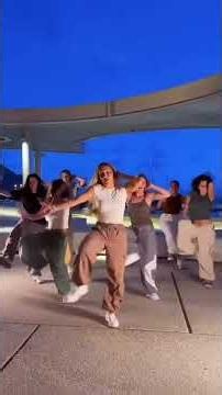 Born to be alive Dance -patrick Hernandez 70s Disco classics dance #BornToBeAlive #calebrownn #fyp