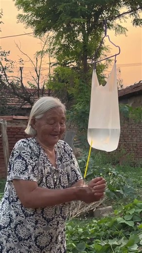 Clothes Drying Rack Uses: Grandma No Longer Fears Cold Water #Grandma #RuralLife