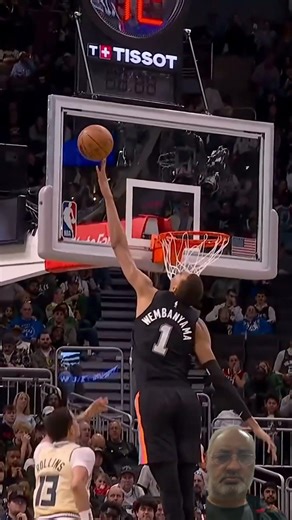 Spectacular block by wemby #nba #wembanyama #athlete #viral