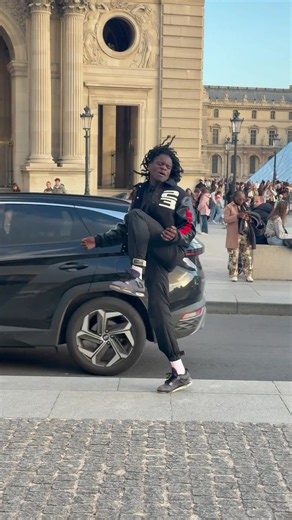 I'm just a human being Life is worth living Let's help each other grow With love and sincerity I love you all thank you, and see you soon 🩵❤️🙏🏿🖖🏿✨🪐 #dance #explore #foryou #michaeljackson #salifgueye