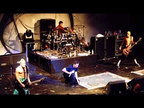 System Of A Down live at the 9:30 Club in Washington, DC (SnoCore 2000)