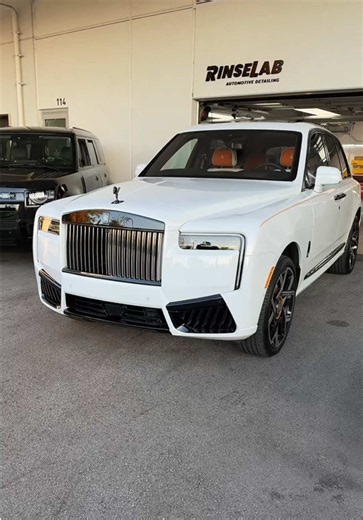 Rolls-Royce in Vancouver: A Car Truly in a Class of Its Own
