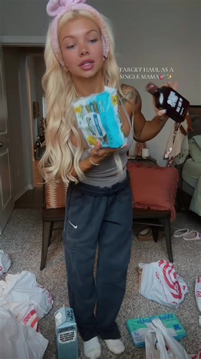 yall know we love a haul 🤭 #momtok #momsoftiktok #target #targethaul #groceryhaul