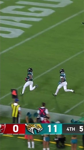 63 yards to the house 🏠😎