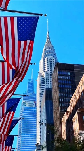 🇺🇸 New York City in Stunning 8K 🇺🇸🏙️ | Iconic Skyscrapers, American Flags & Beautiful NYC ✨🌆 #NYC