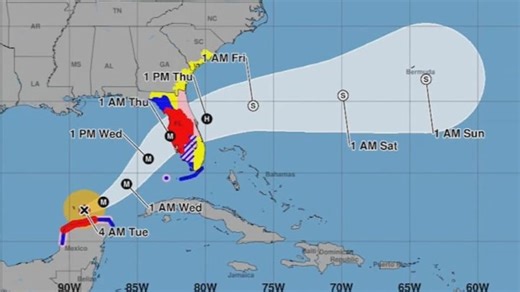 NOAA updates hurricane tracking map