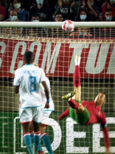 Ronaldo's Bicycle Kick Revenge 🥶