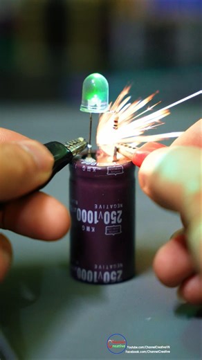 Capacitor Instantly Lights an LED! #shorts #electronics #experiment #diy #led #capacitor