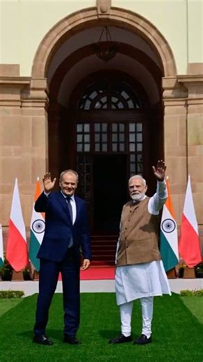 PM Modi meets Donald Tusk, Prime Minister of Poland at Hyderabad House in New Delhi | #shorts