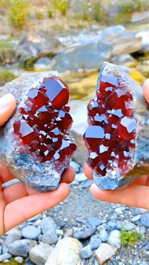 Hidden Crystal Discovery 😱 | AI Edit + VFX Reveal #crystals #stone #discovery #vfx #shorts