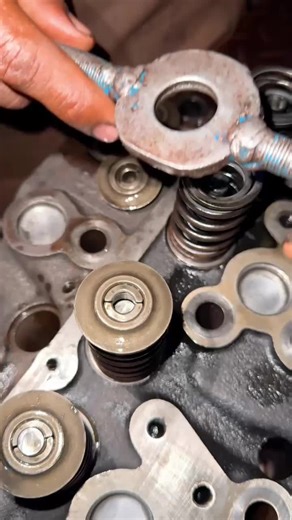 Basic Valve Spring Lock Installation Tool Guide