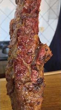 Flank steak on the grill #meat #flanksteak #grill #omaurolaverde #shorts
