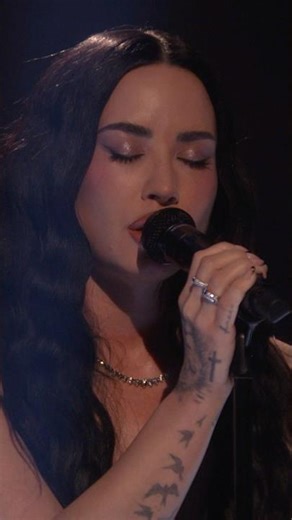 #DemiLovato performs “Ghost”! #FallonTonight