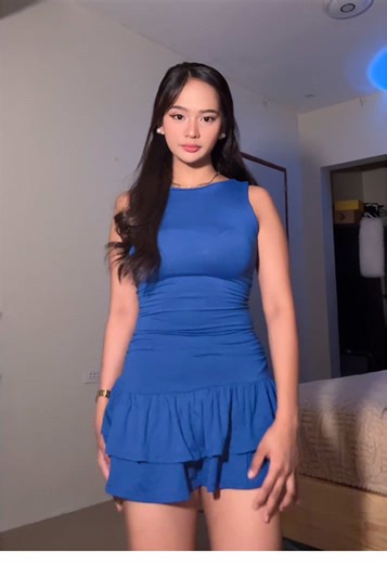 Rhanzelle's Perfect Blue Outfit at the Pool