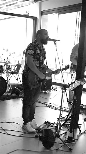 D7-Riders on the storm(The Doors cover)