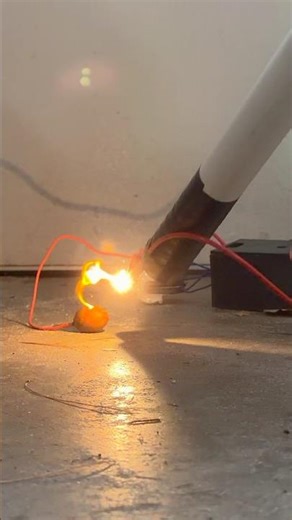 Zapping a cherry tomato with my Flyback Transformer.