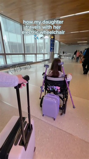 Now that we’ve traveled a few times with the @Paiseec Q5 we’re never going back! 😅✈️🦽✨ It’s so light (22lbs) and folds down so small. Anytime we’re traveling with it, we check it at the jet bridge which means that we roll it down to the plane door and then she transfers and walks on. They load it on to the plane and then meet us at the jet bridge again at the end of the flight! This one is the Paiseec Q5 Carbon Fiber electric wheelchair and they were so kind to give us a code: ABBY15 to give y