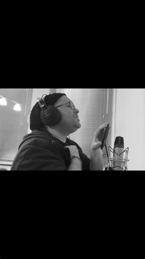 The Boss, but make it acoustic 🎹 Bruce Springsteen – Badlands #shorts