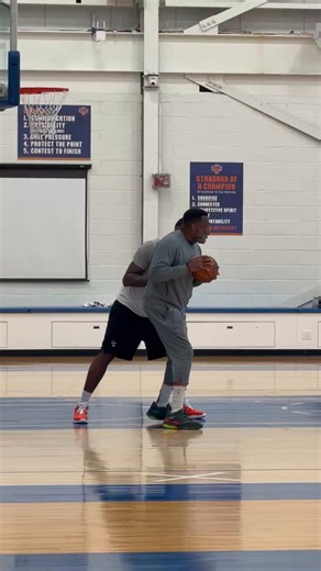 Kristian Winfield on X: "Andre Drummond hits a step back 3 while joking around with Mark Bryant" / X
