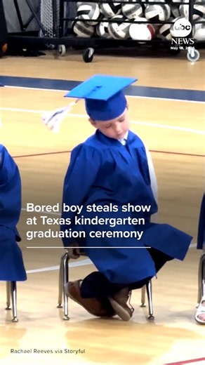 Bored boy steals show at Texas kindergarten graduation ceremony
