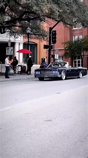 THIS is what happens when American luxury meets street artistry! 🏎️🎨 | DUB Magazine