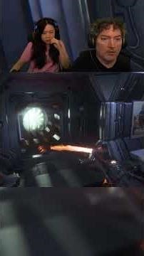 The Alien Doesn't Care About Doors - ALIEN Isolation gameplay