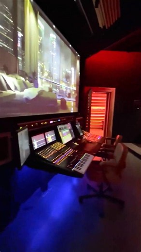 🎶 Tour at Pricetone 📷 @pricetone ▶️ avid.com/pro-tools #avids6 #recording #protools #losangeles #studiolife #avidcreator #avid #producer #pricetone #mixing