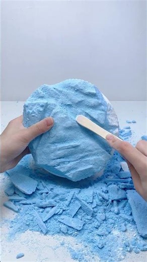 ASMR DIG A MYSTERY FUFUSQUISHY OREO KIT!!